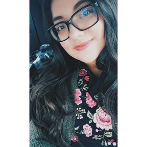 Meet your Posher, Crystal